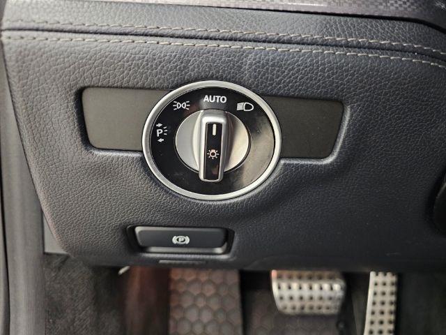 Mercedes-Benz SL-Class 2dr Roadster SL 550 2013