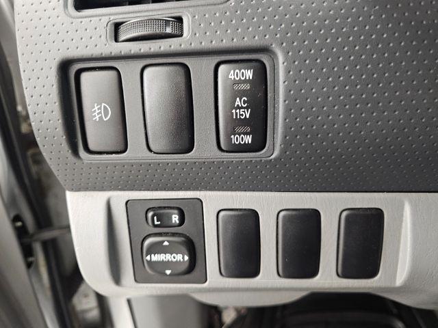 Toyota Tacoma 2WD Dbl V6 AT PreRunner (Natl) 2008