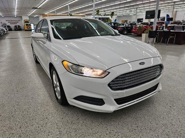 Ford Fusion 4dr Sdn SE FWD 2014
