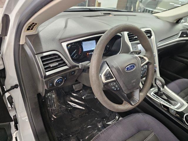 Ford Fusion 4dr Sdn SE FWD 2014