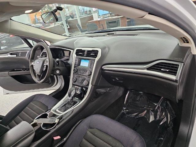 Ford Fusion 4dr Sdn SE FWD 2014