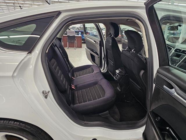 Ford Fusion 4dr Sdn SE FWD 2014