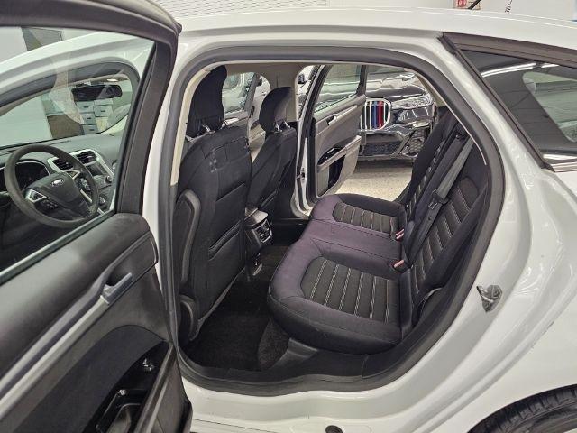 Ford Fusion 4dr Sdn SE FWD 2014