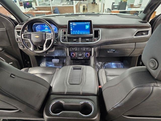 Chevrolet Suburban 4WD 4dr LT 2022