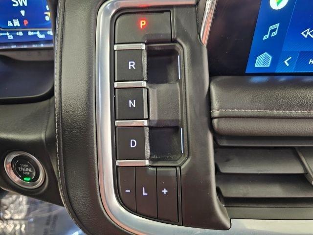 Chevrolet Suburban 4WD 4dr LT 2022