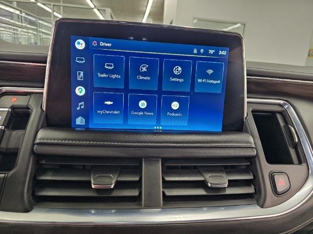 Chevrolet Suburban 4WD 4dr LT 2022