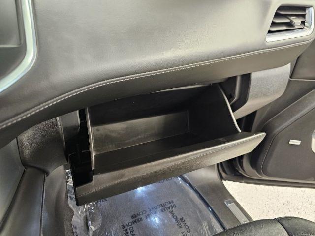 Chevrolet Suburban 4WD 4dr LT 2022