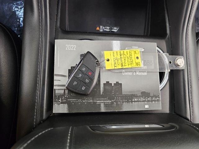 Chevrolet Suburban 4WD 4dr LT 2022