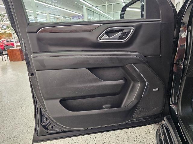 Chevrolet Suburban 4WD 4dr LT 2022