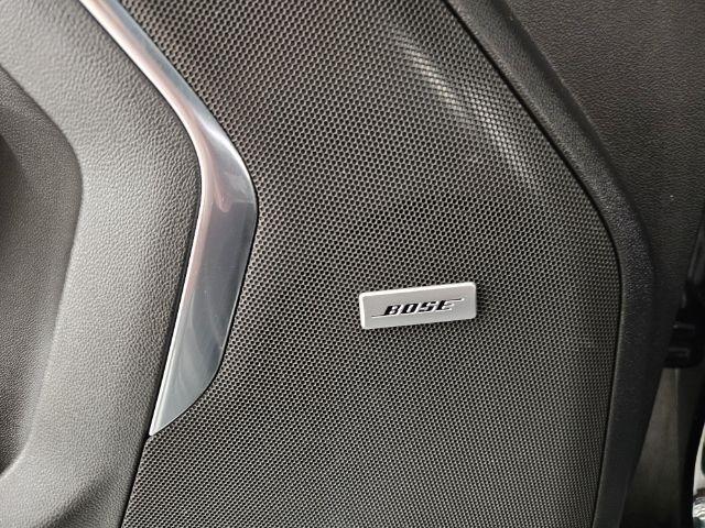 Chevrolet Suburban 4WD 4dr LT 2022