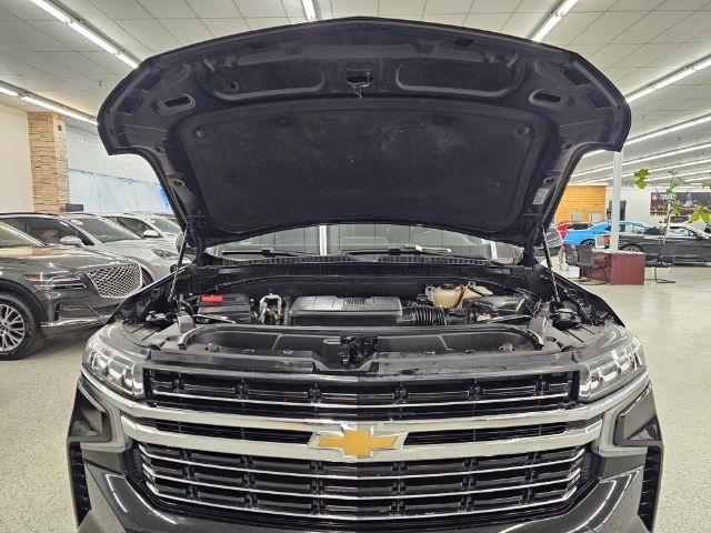 Chevrolet Suburban 4WD 4dr LT 2022
