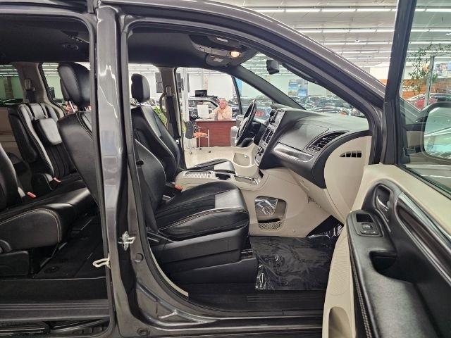 Dodge Grand Caravan SXT Wagon 2018