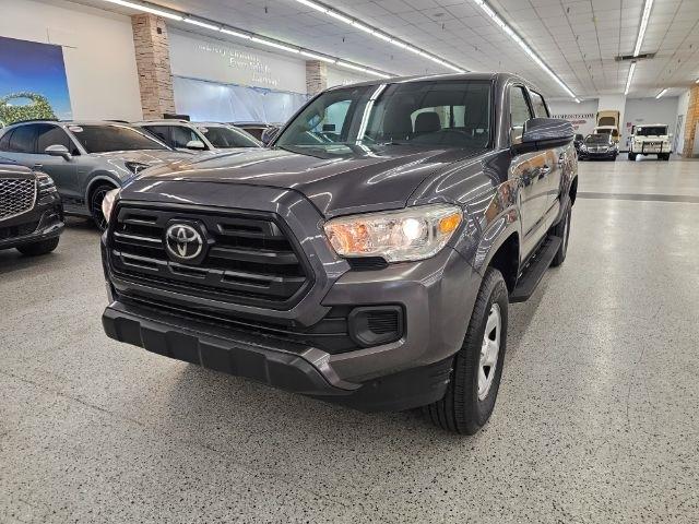 Toyota Tacoma 2WD SR5 Double Cab 5' Bed I4 AT (Natl) 2019