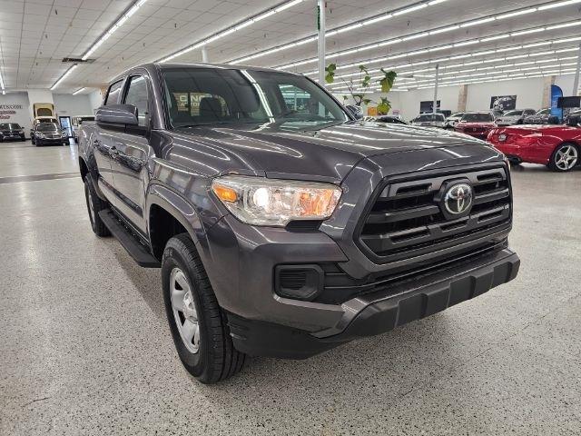 Toyota Tacoma 2WD SR5 Double Cab 5' Bed I4 AT (Natl) 2019