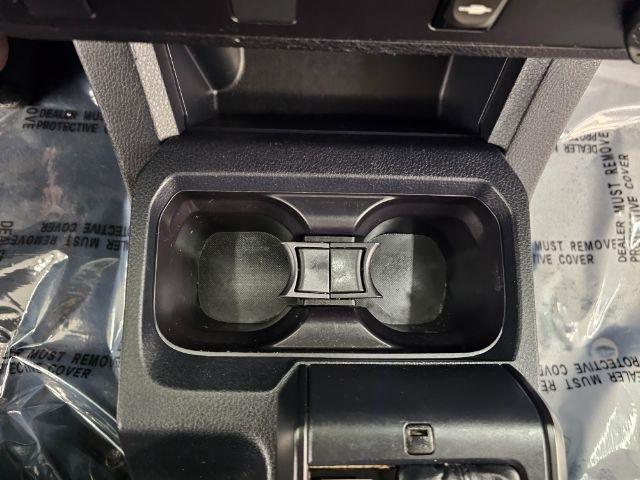 Toyota Tacoma 2WD SR5 Double Cab 5' Bed I4 AT (Natl) 2019