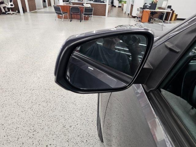 Toyota Tacoma 2WD SR5 Double Cab 5' Bed I4 AT (Natl) 2019