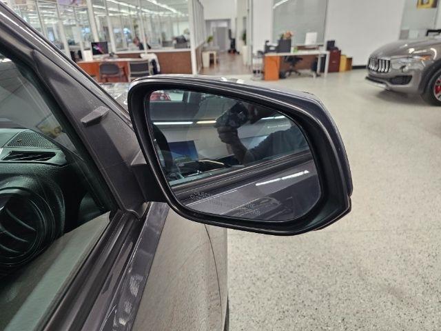 Toyota Tacoma 2WD SR5 Double Cab 5' Bed I4 AT (Natl) 2019