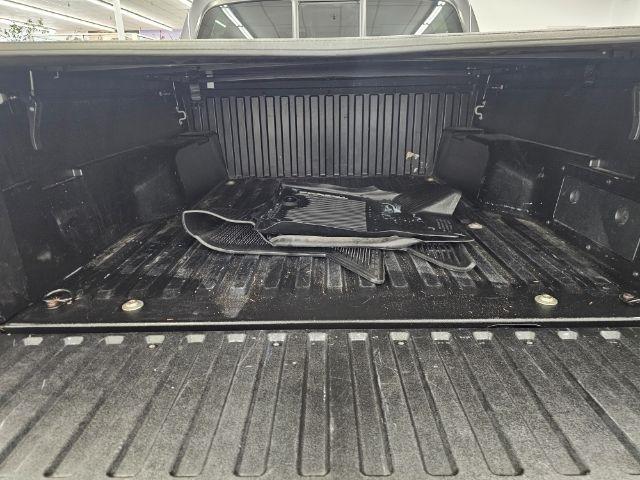Toyota Tacoma 2WD SR5 Double Cab 5' Bed I4 AT (Natl) 2019