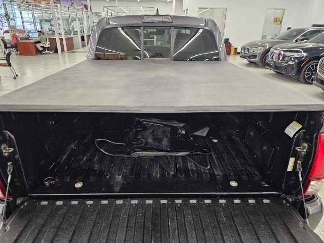 Toyota Tacoma 2WD SR5 Double Cab 5' Bed I4 AT (Natl) 2019