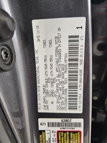 Toyota Tacoma 2WD SR5 Double Cab 5' Bed I4 AT (Natl) 2019