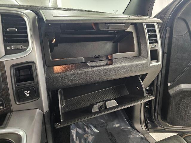 RAM 1500 Limited 4x4 Crew Cab 5'7" Box *Ltd Avail* 2018