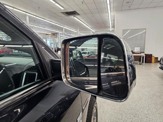 RAM 1500 Limited 4x4 Crew Cab 5'7" Box *Ltd Avail* 2018