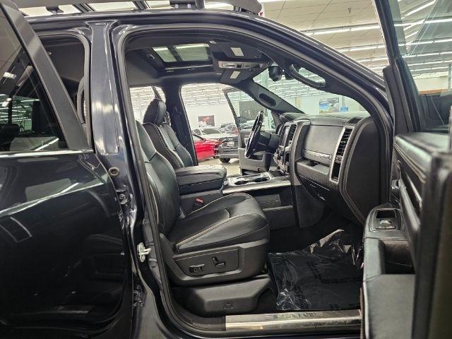 RAM 1500 Limited 4x4 Crew Cab 5'7" Box *Ltd Avail* 2018