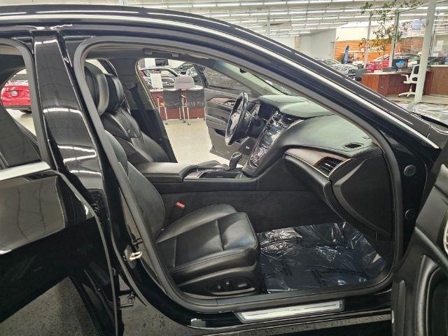 Cadillac CTS Sedan 4dr Sdn 3.6L Luxury AWD 2017