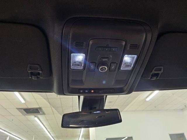 Chevrolet Tahoe 4WD 4dr Z71 2022