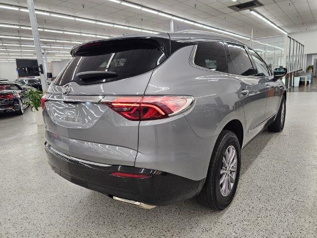 Buick Enclave AWD 4dr Premium 2024