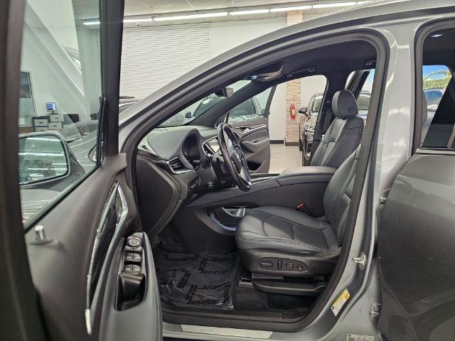 Buick Enclave AWD 4dr Premium 2024