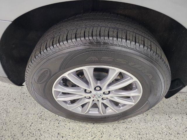 Buick Enclave AWD 4dr Premium 2024