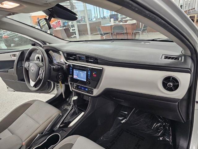 Toyota Corolla XLE CVT (Natl) 2018