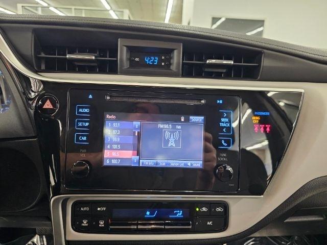 Toyota Corolla XLE CVT (Natl) 2018