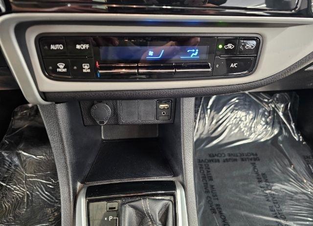 Toyota Corolla XLE CVT (Natl) 2018