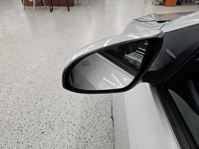 Toyota Corolla XLE CVT (Natl) 2018