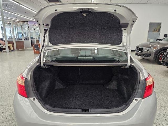 Toyota Corolla XLE CVT (Natl) 2018