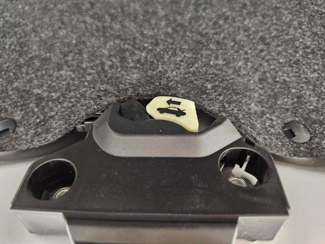 Toyota Corolla XLE CVT (Natl) 2018