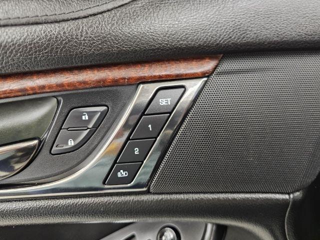 Cadillac CTS Sedan 4dr Sdn 3.6L Luxury AWD 2017