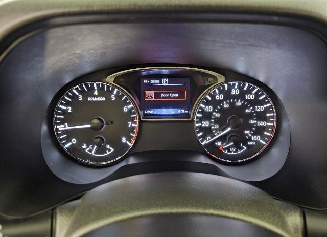 Nissan Pathfinder 4x4 SV 2019