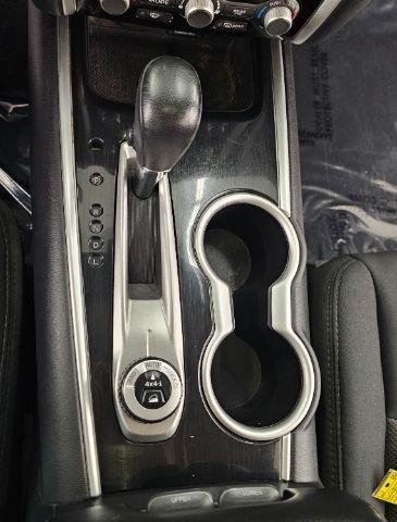 Nissan Pathfinder 4x4 SV 2019