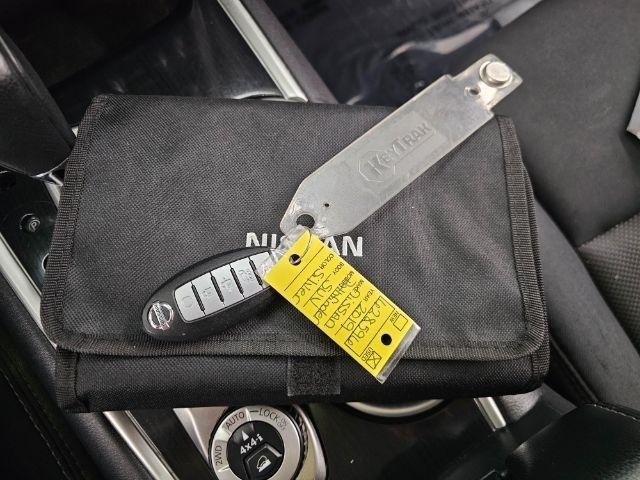 Nissan Pathfinder 4x4 SV 2019