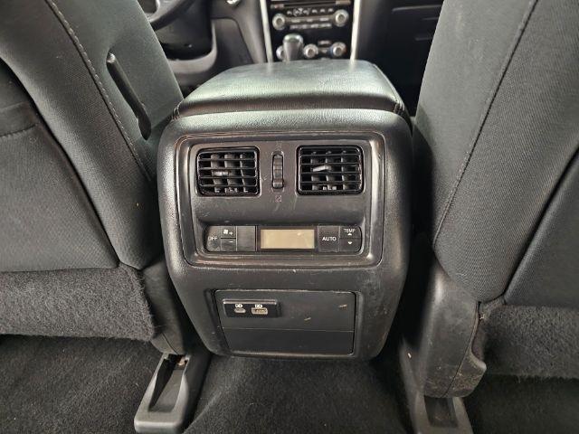 Nissan Pathfinder 4x4 SV 2019