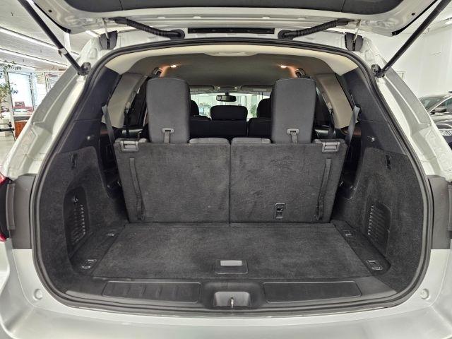 Nissan Pathfinder 4x4 SV 2019