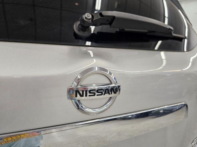 Nissan Pathfinder 4x4 SV 2019