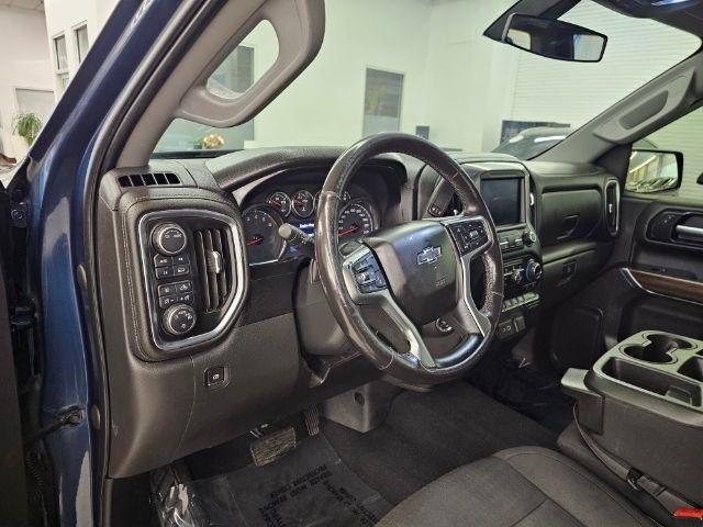 Chevrolet Silverado 1500 4WD Crew Cab 147" RST 2021