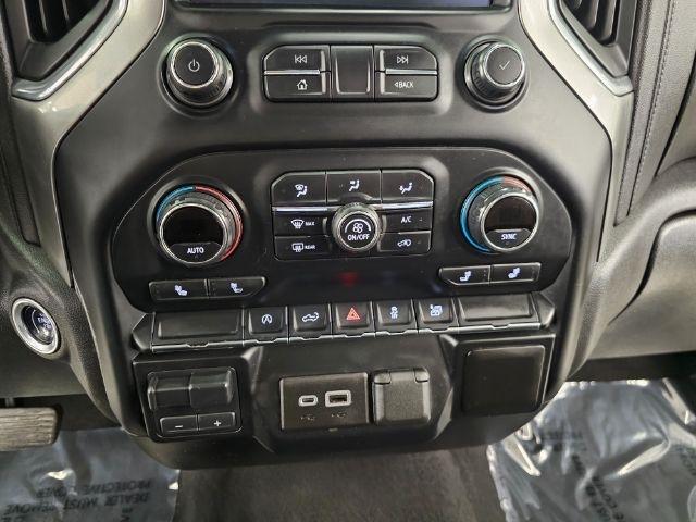 Chevrolet Silverado 1500 4WD Crew Cab 147" RST 2021