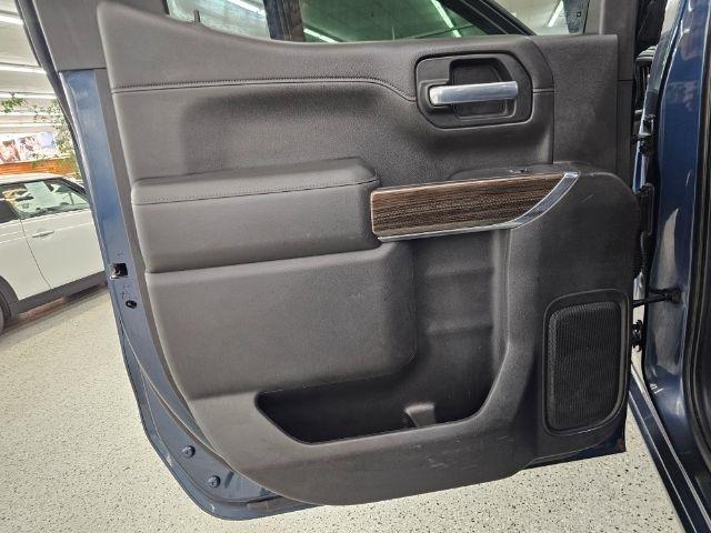 Chevrolet Silverado 1500 4WD Crew Cab 147" RST 2021