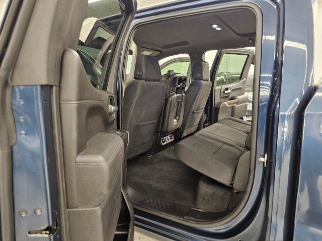 Chevrolet Silverado 1500 4WD Crew Cab 147" RST 2021