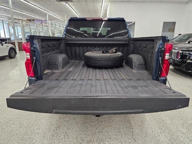 Chevrolet Silverado 1500 4WD Crew Cab 147" RST 2021